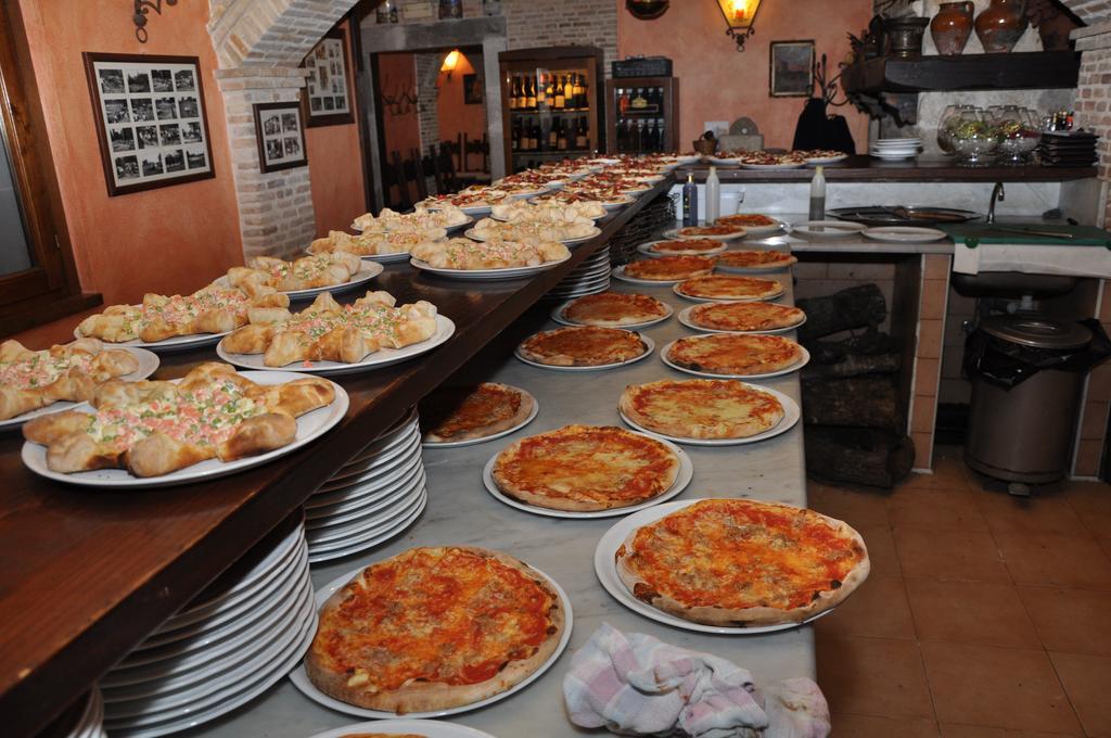 Le Gole Ristorante & Resort Челано Екстериор снимка